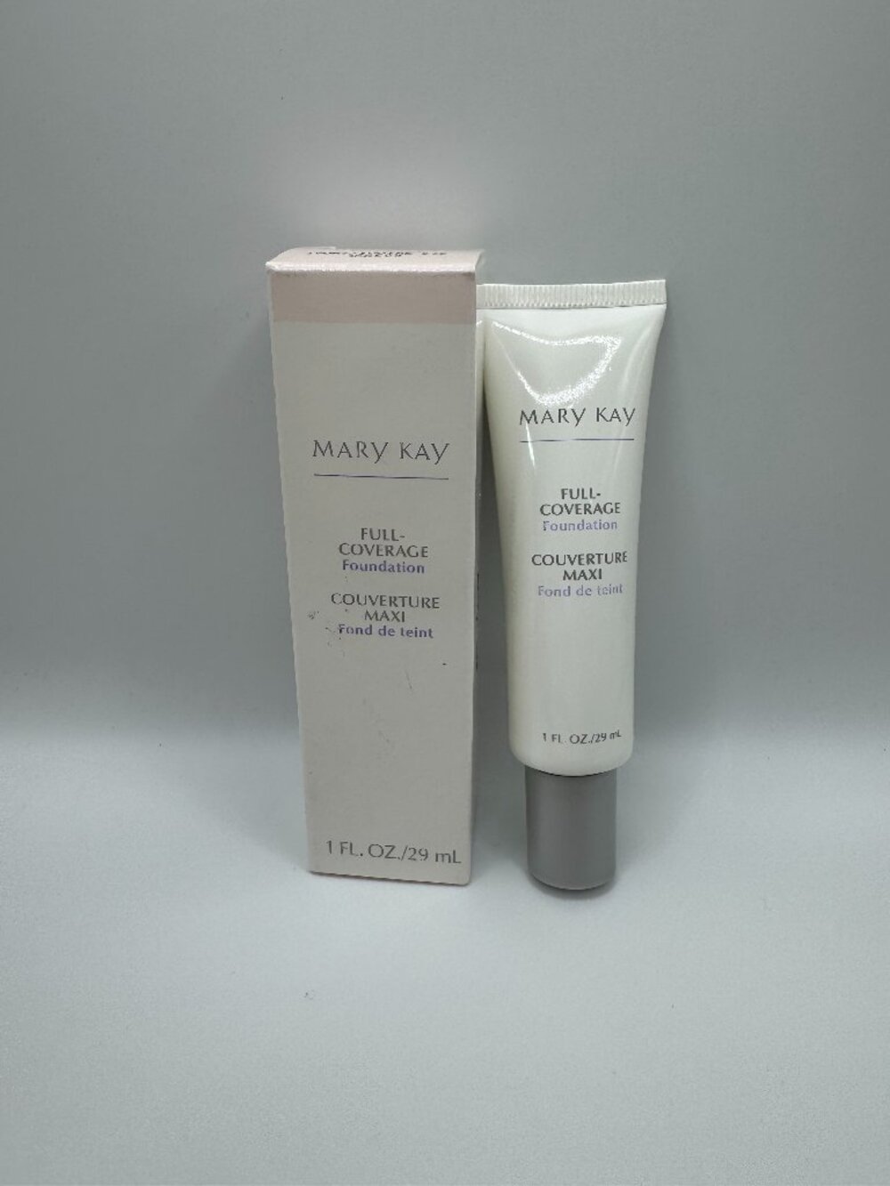 Mary Kay Full Coverage Liquid Foundation Ivory 202 368500